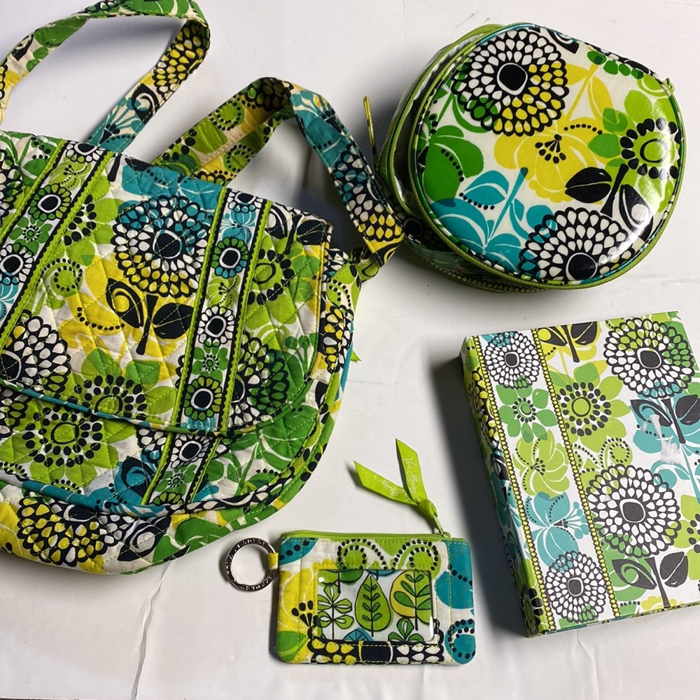 Lime’s Up! Vera Bradley Bundle!